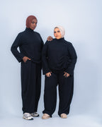 The Warm Embrace Set In Black