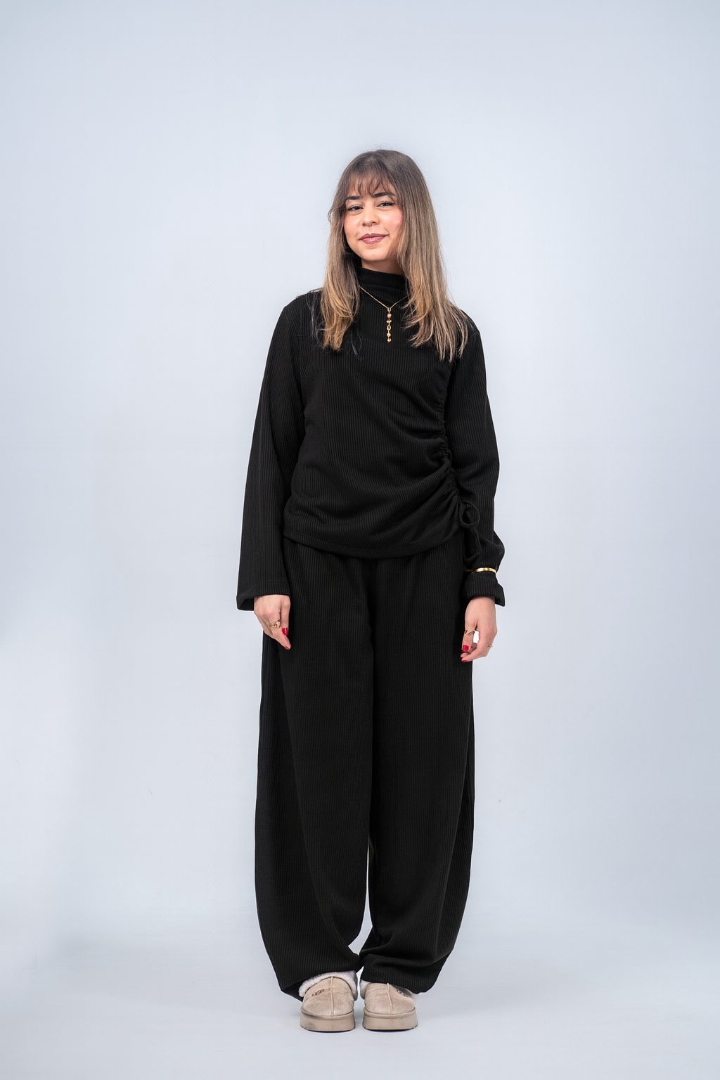 The Warm Embrace Set In Black