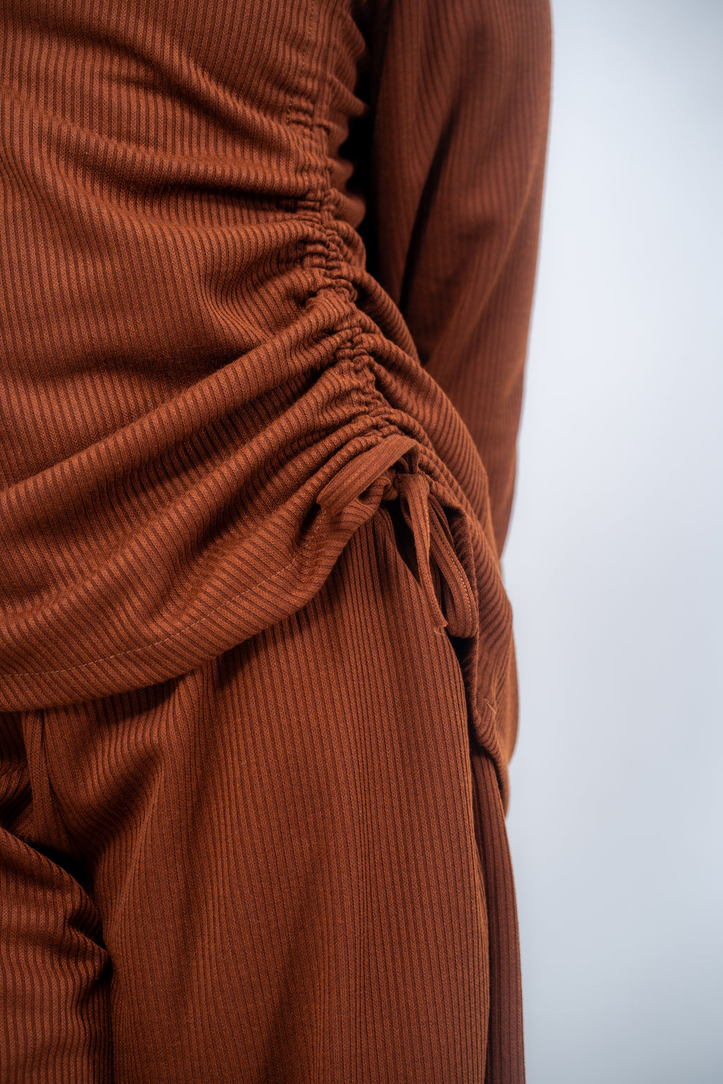 The Warm Embrace Set In Brown